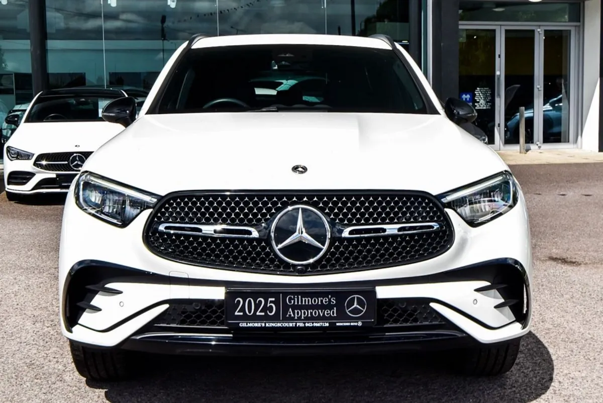 Mercedes-Benz GLC 300de AMG Urban Night Pack 328bh - Image 5