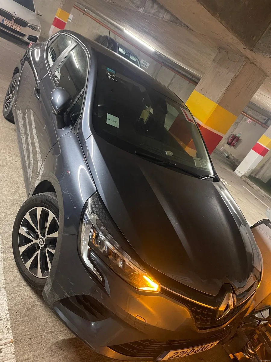 Car - Image 4