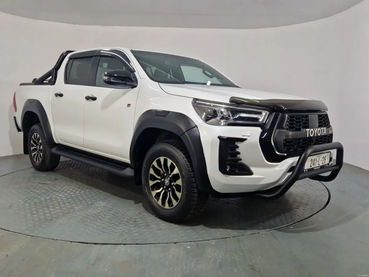 Toyota Hilux HILUX HILUX 2.8 GR SPORT 4DR A - Image 1