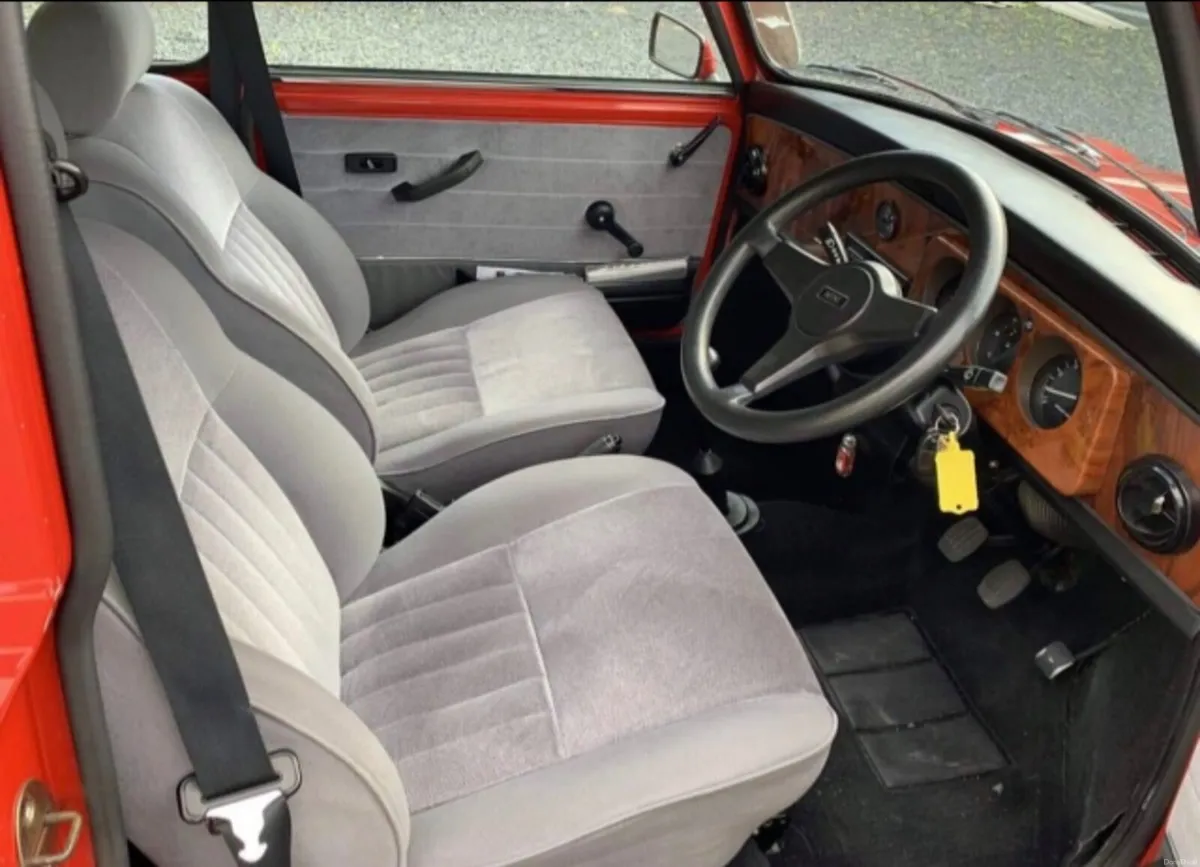 Mini classic .. New NCT. - Image 3