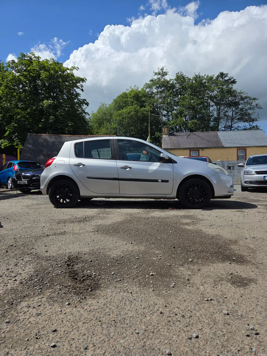 Low Mileage Renault Clio With New NCT - Image 2