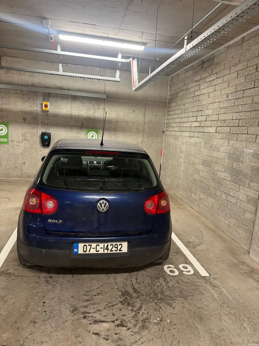 2007 VW Golf 1.4 Petrol Spares or Repair - Image 2