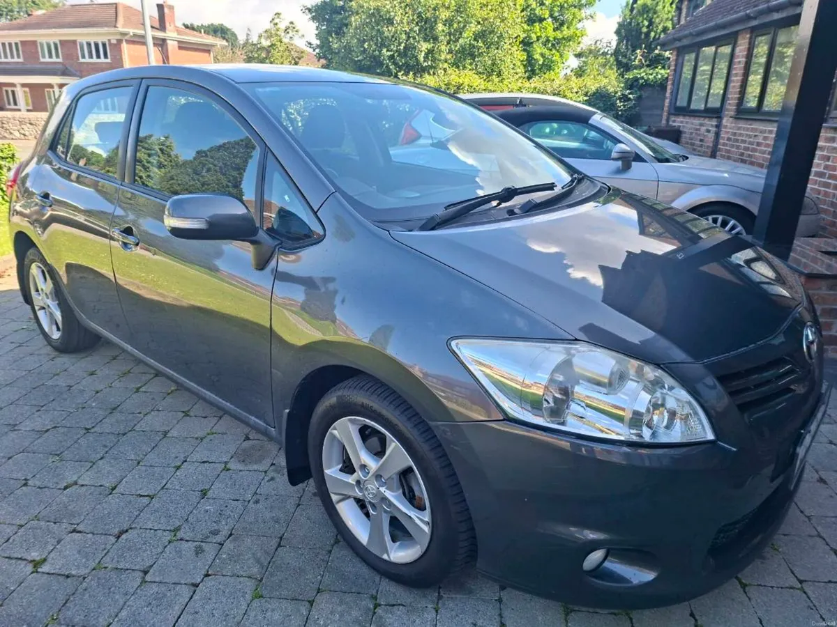TOYOTA  AURIS 1.3 PETROL 2010 ONLY 122000 KLMS - Image 1
