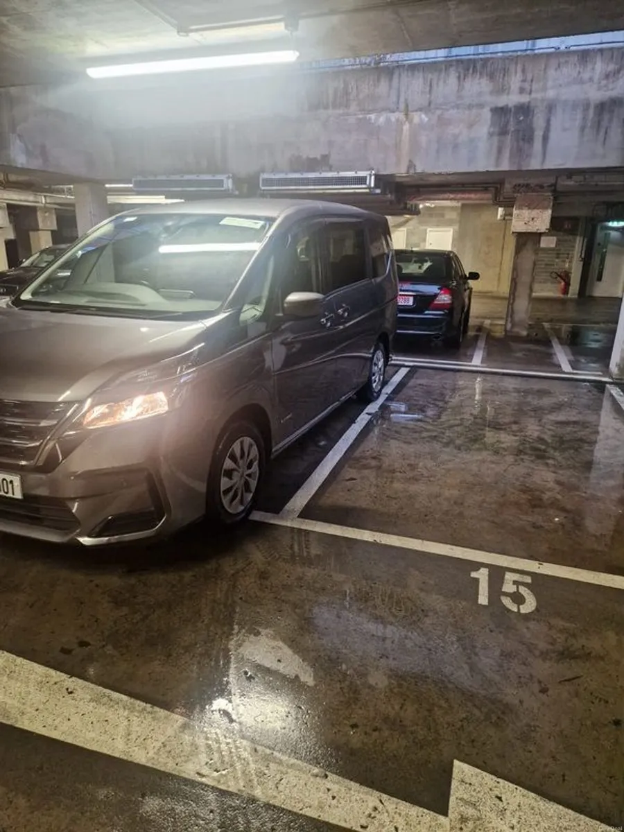 2019 Nissan Serena - Image 6