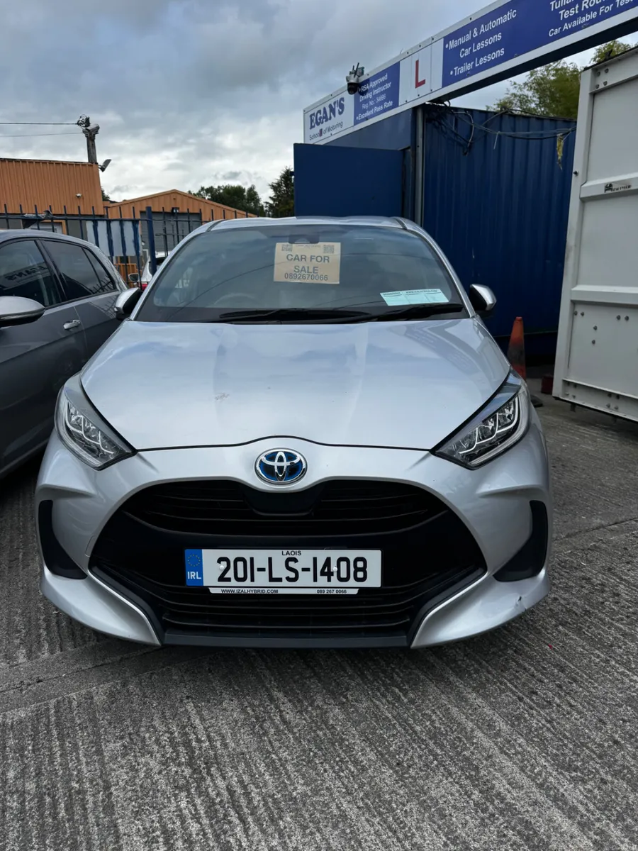 2020 Toyota Yaris 1.5L - Image 2