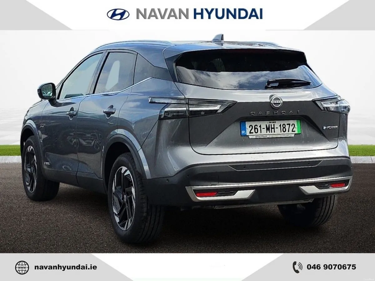 Nissan Qashqai SV PREMIUM *EX DEMO* - Image 6