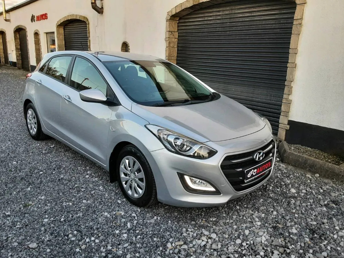 Hyundai i30 1.4 petrol - Image 1