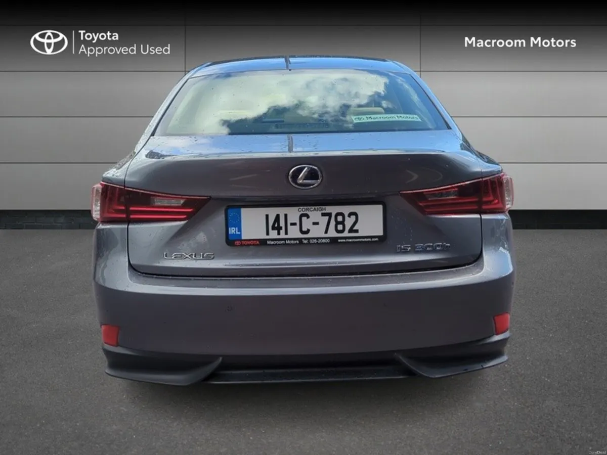 Lexus IS IS300H EXECUTIVE 2.5 H - Image 4
