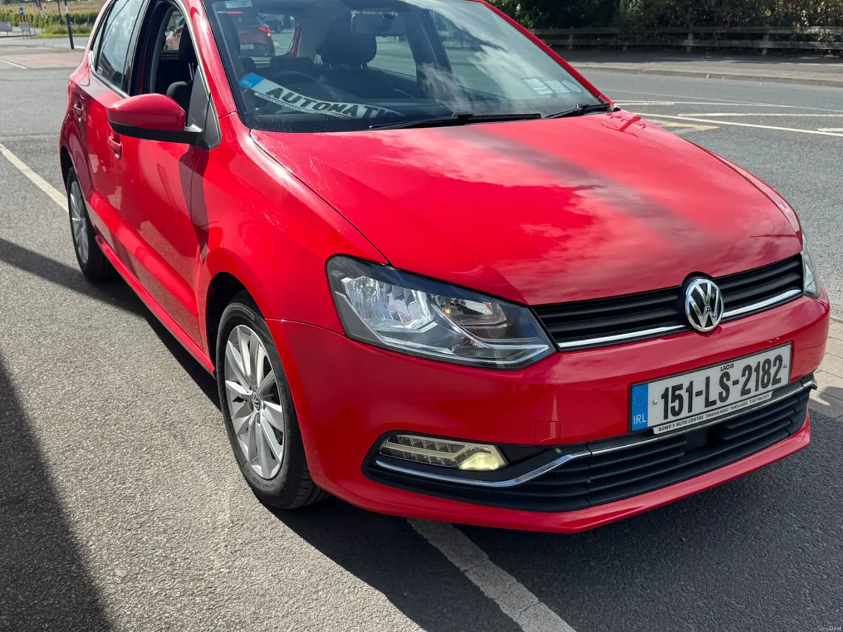Volkswagen Polo 2015 - Image 2