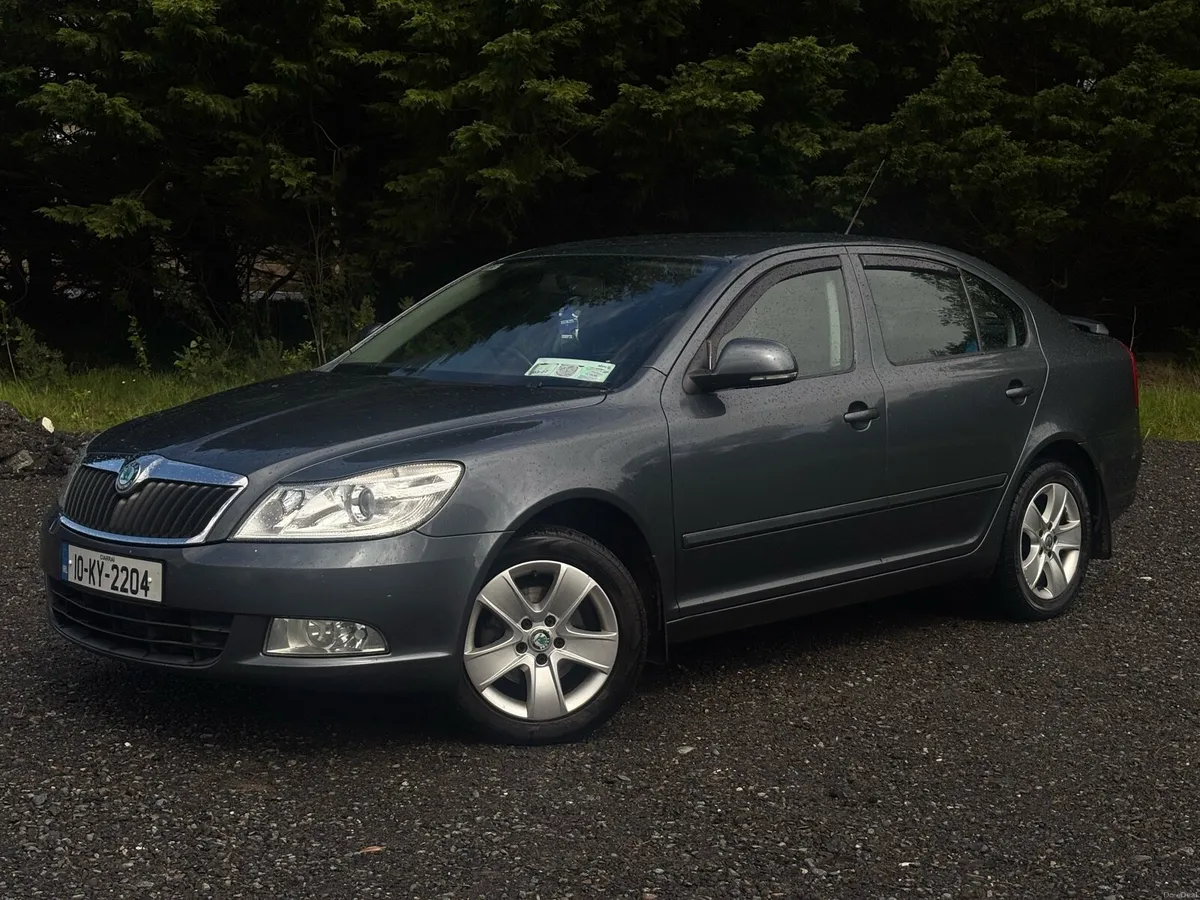 Skoda Octavia Ambition 1.2 TSI 10/26 NCT - Image 2