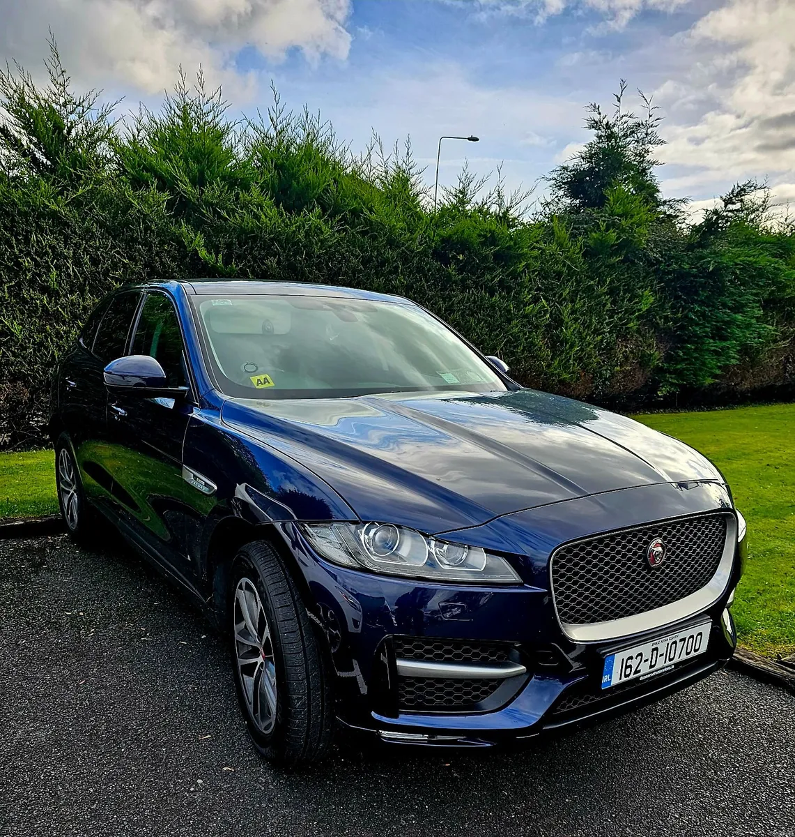 Jaguar F-Pace 2016 - Image 1