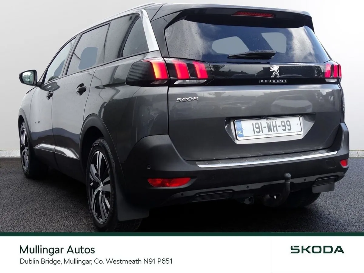 Peugeot 5008 1.5 BlueHDi 130bhp Allure Auto - Image 3