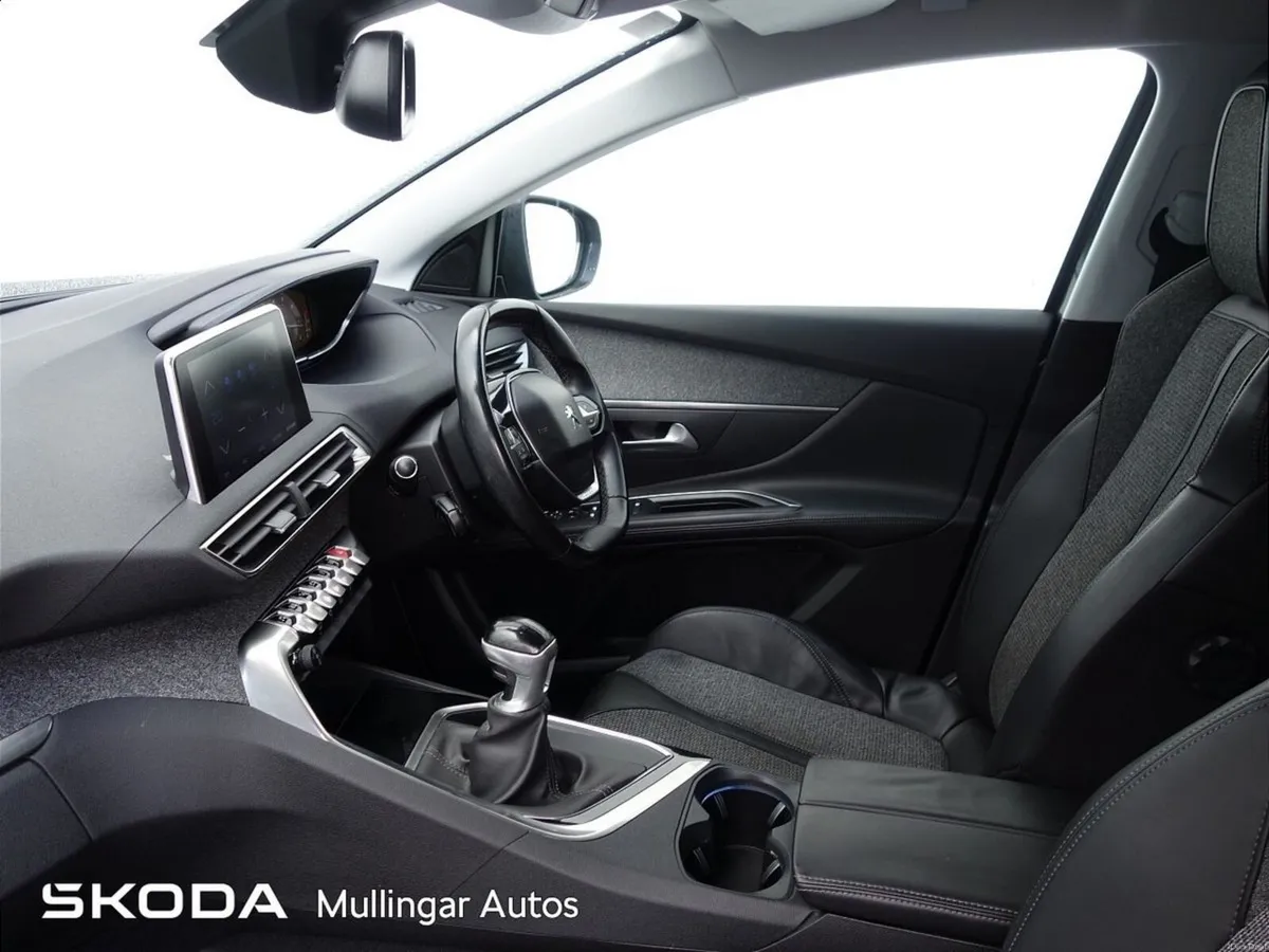 Peugeot 5008 1.5 BlueHDi 130bhp Allure Auto - Image 4