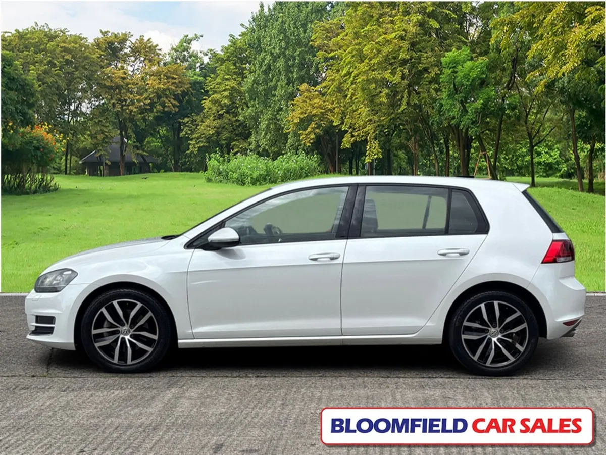 Volkswagen Golf 1.4 HIGHLINE , AUTO // LOW MILEAGE - Image 4