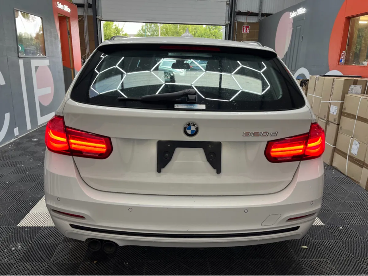 BMW 3-Series Only €19,950! 2019 BMW 320D TOURING S - Image 3