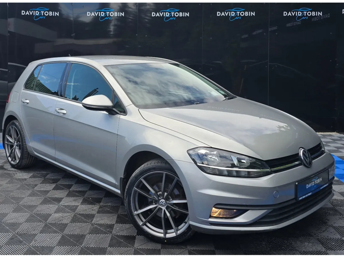 Volkswagen Golf TRENDLINE 1.0 TSI MANUAL 5SPEED 5D - Image 1