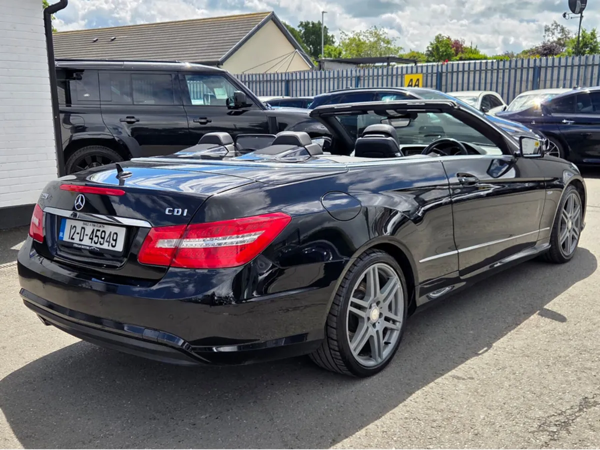 Mercedes-Benz E-Class E220 CDI  AMG LINE CONVERTIB - Image 3