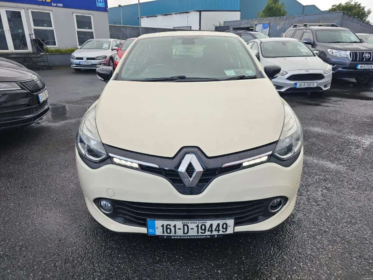 Renault Clio IV DYNAMIQUE NAV 1.2 PETR 4DR - Image 3