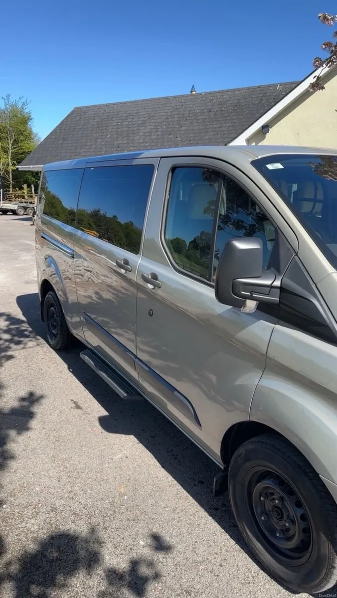 Ford Transit Custom 9 seater  minibus - Image 3