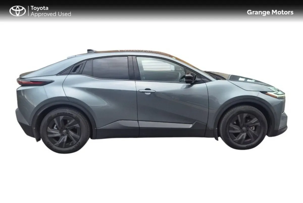 Toyota C-HR + SPORT FULL ELECTRIC**DEMO MODEL** - Image 3