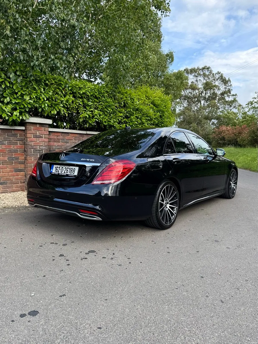 Mercedes S Class S350d AMG Night Pack - Image 3
