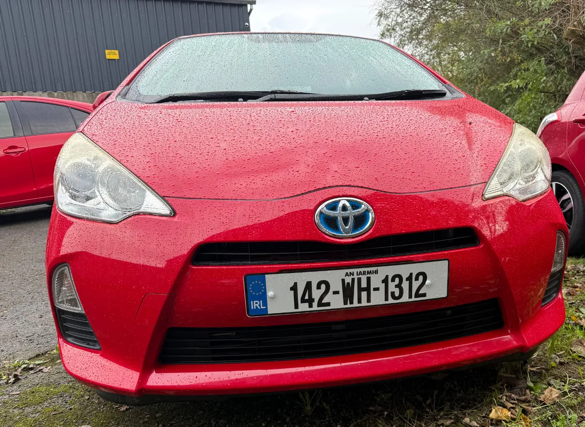 Toyota Aqua 2014/ automatic/ push start - Image 3