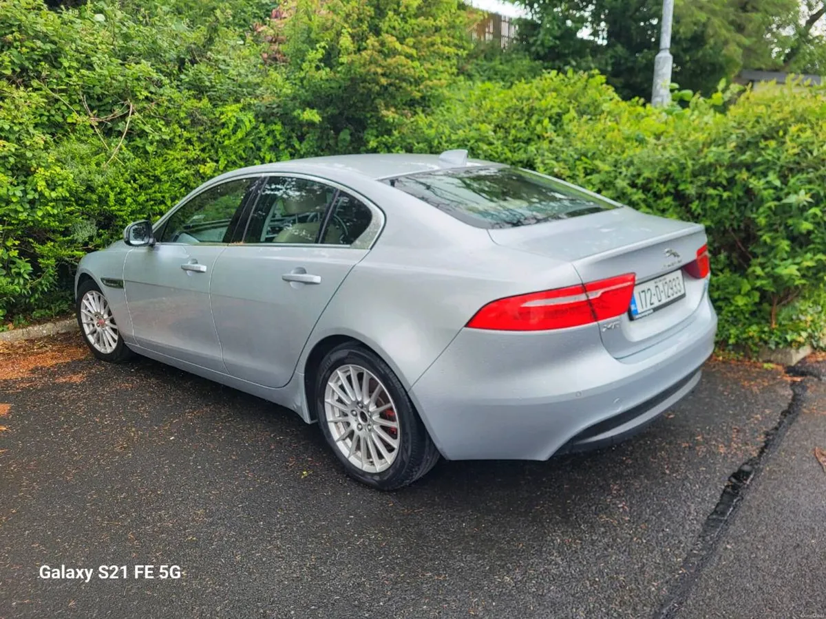 Jaguar XE Sport - Image 2