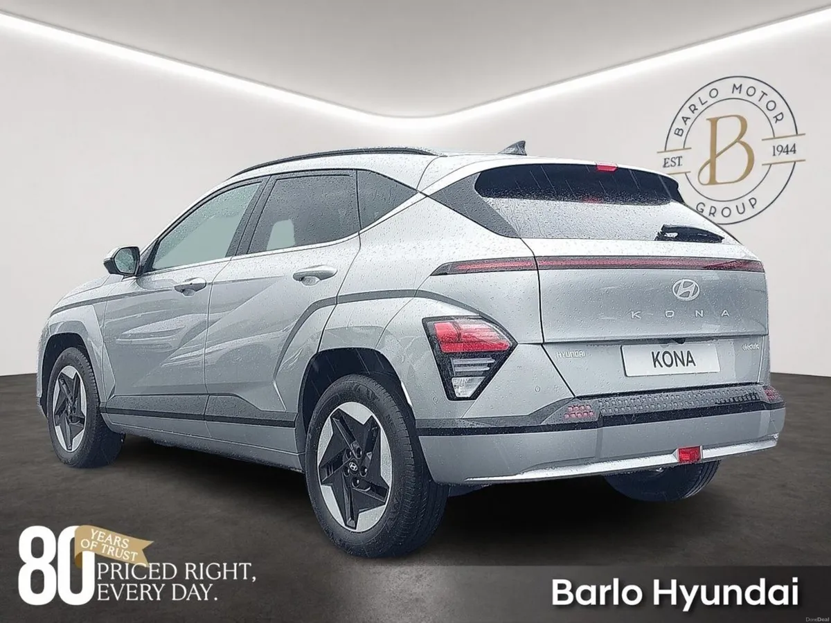Hyundai KONA EV Platinum 65KW **Order For 262** - Image 6