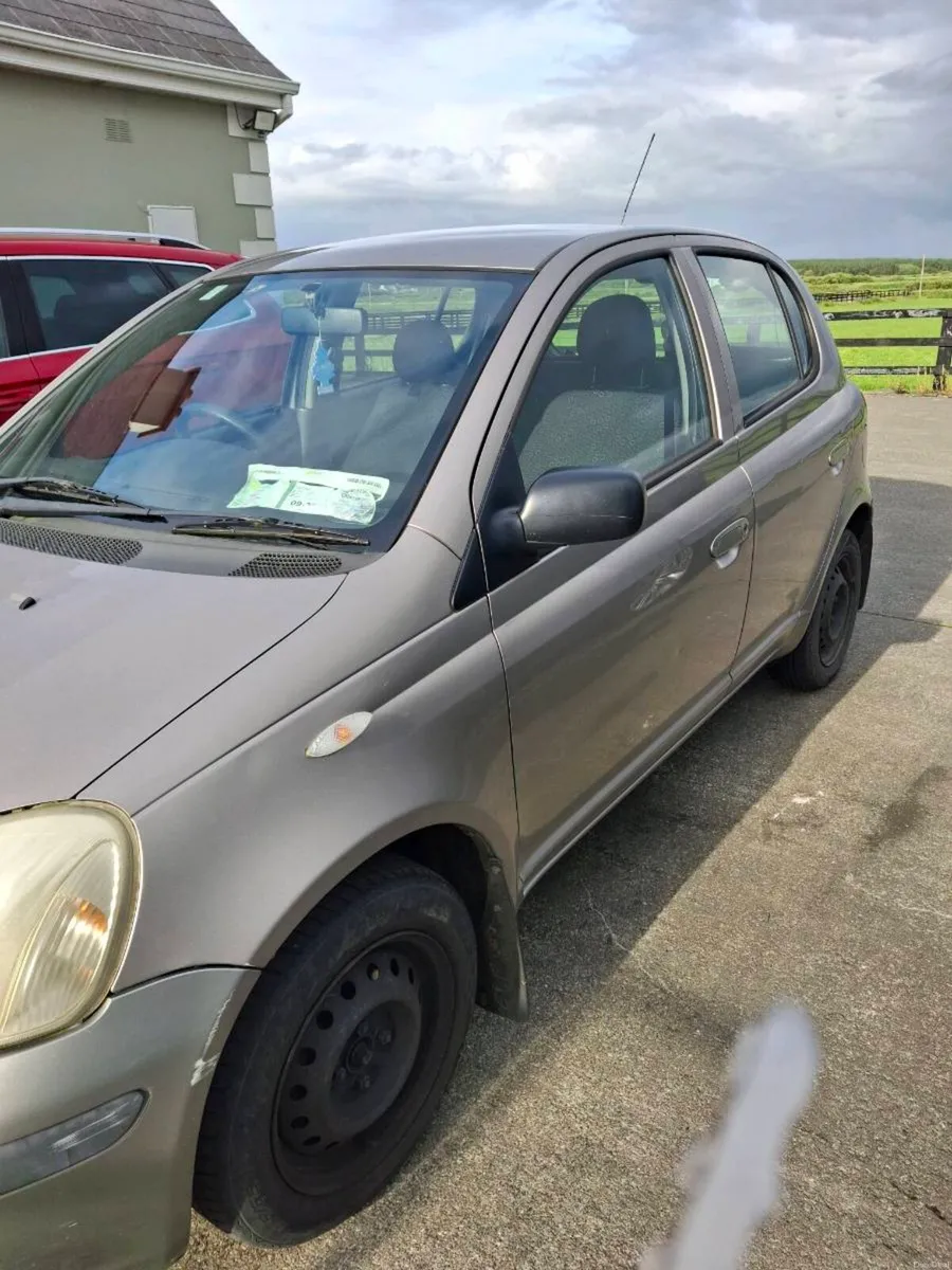 Toyota Yaris - Image 2