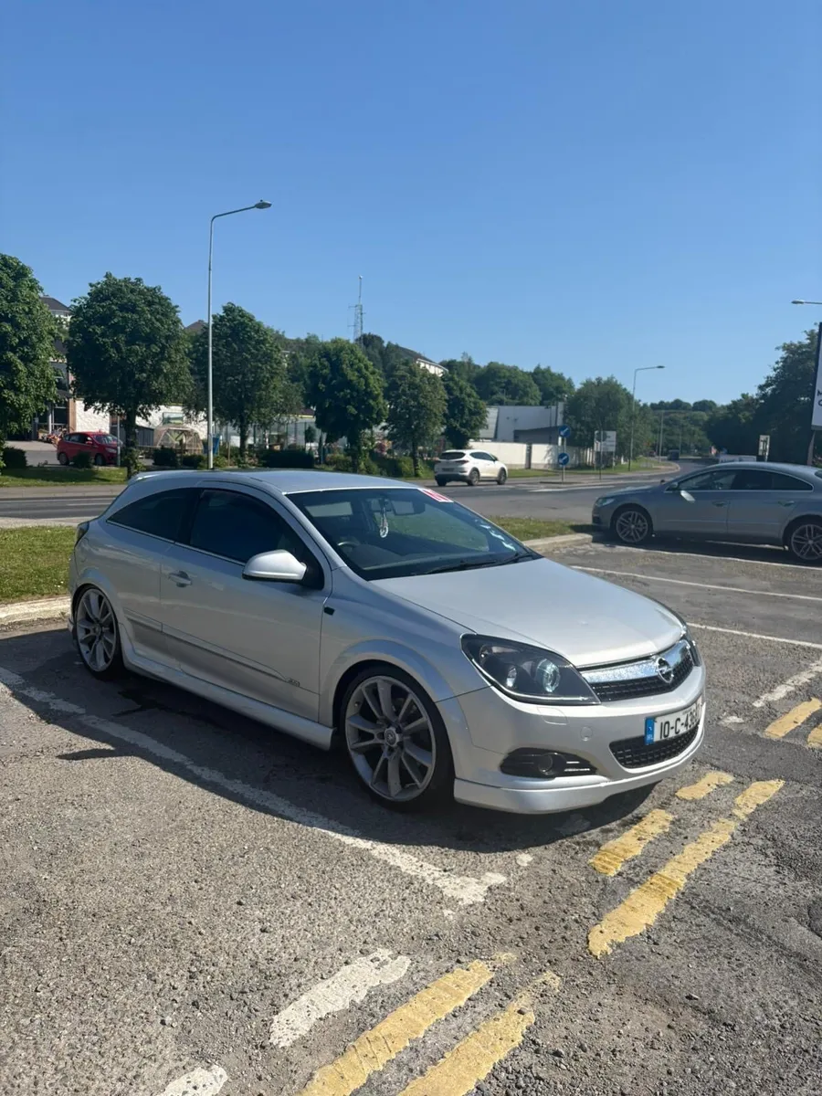 Vauxhall Astra - Image 1