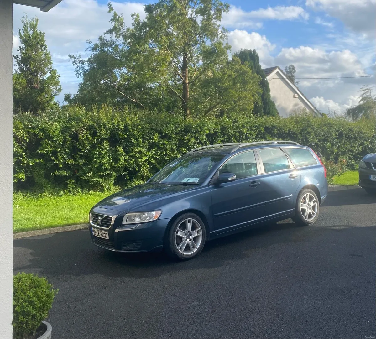 Volvo v50 2008 - Image 4