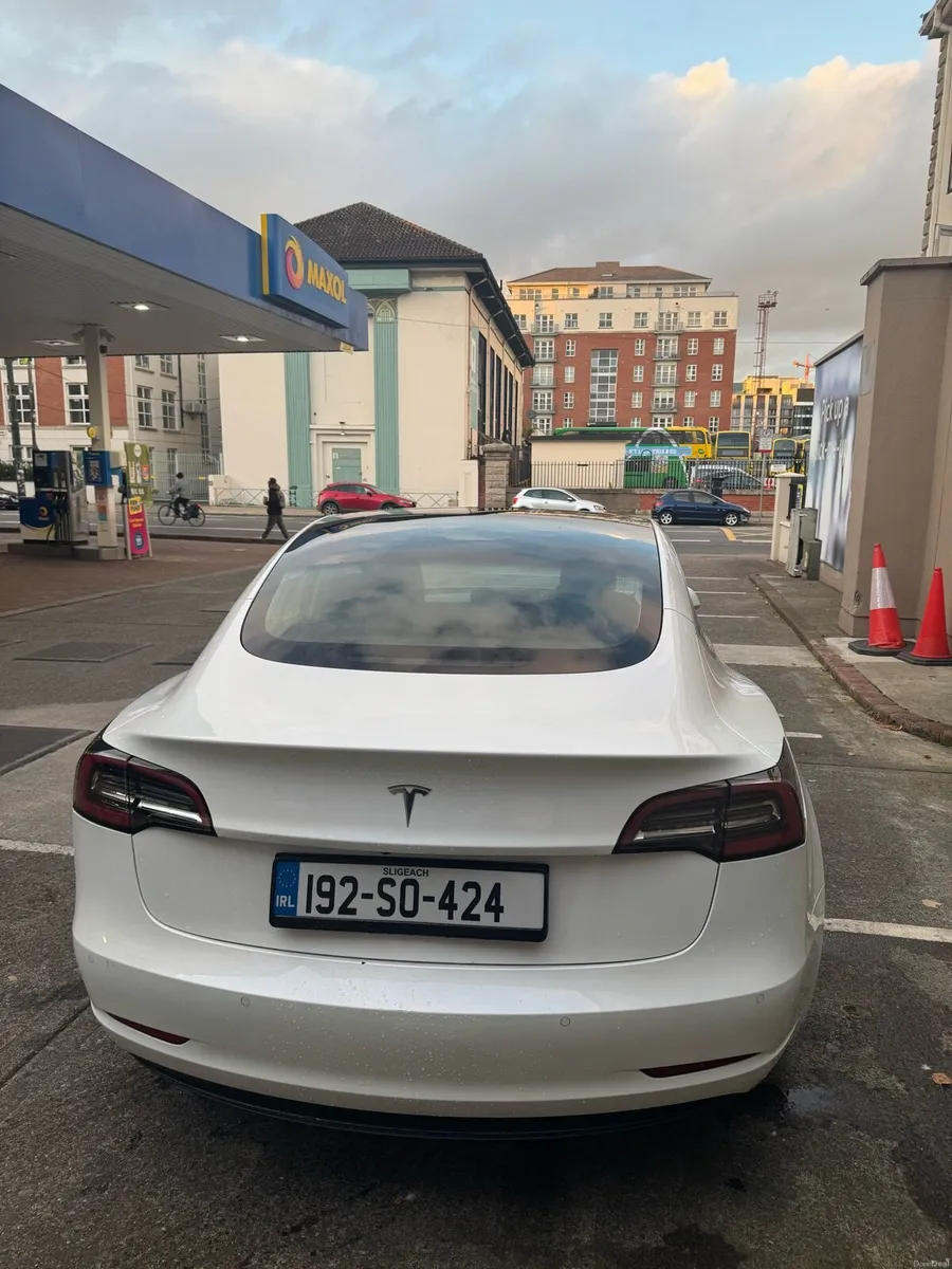 Tesla Model 3 - Enhanced Autopilot, Low Mileage - Image 3