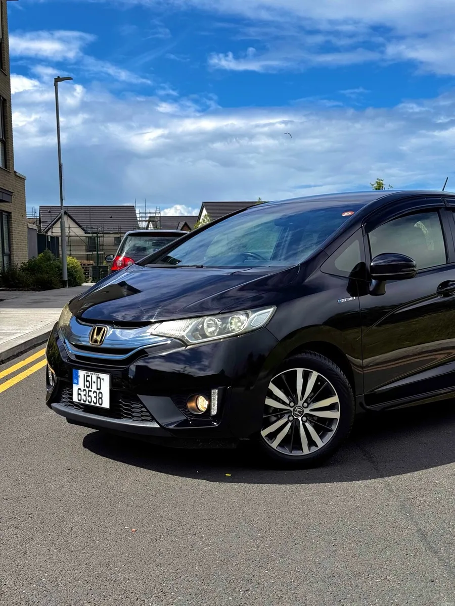 2015 HONDA FIT HYBRID AUTO - HIGH SPEC MODEL S - Image 2