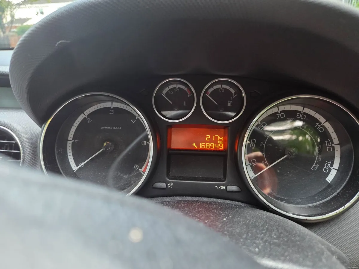 Peugeot 308 2010 - Image 3
