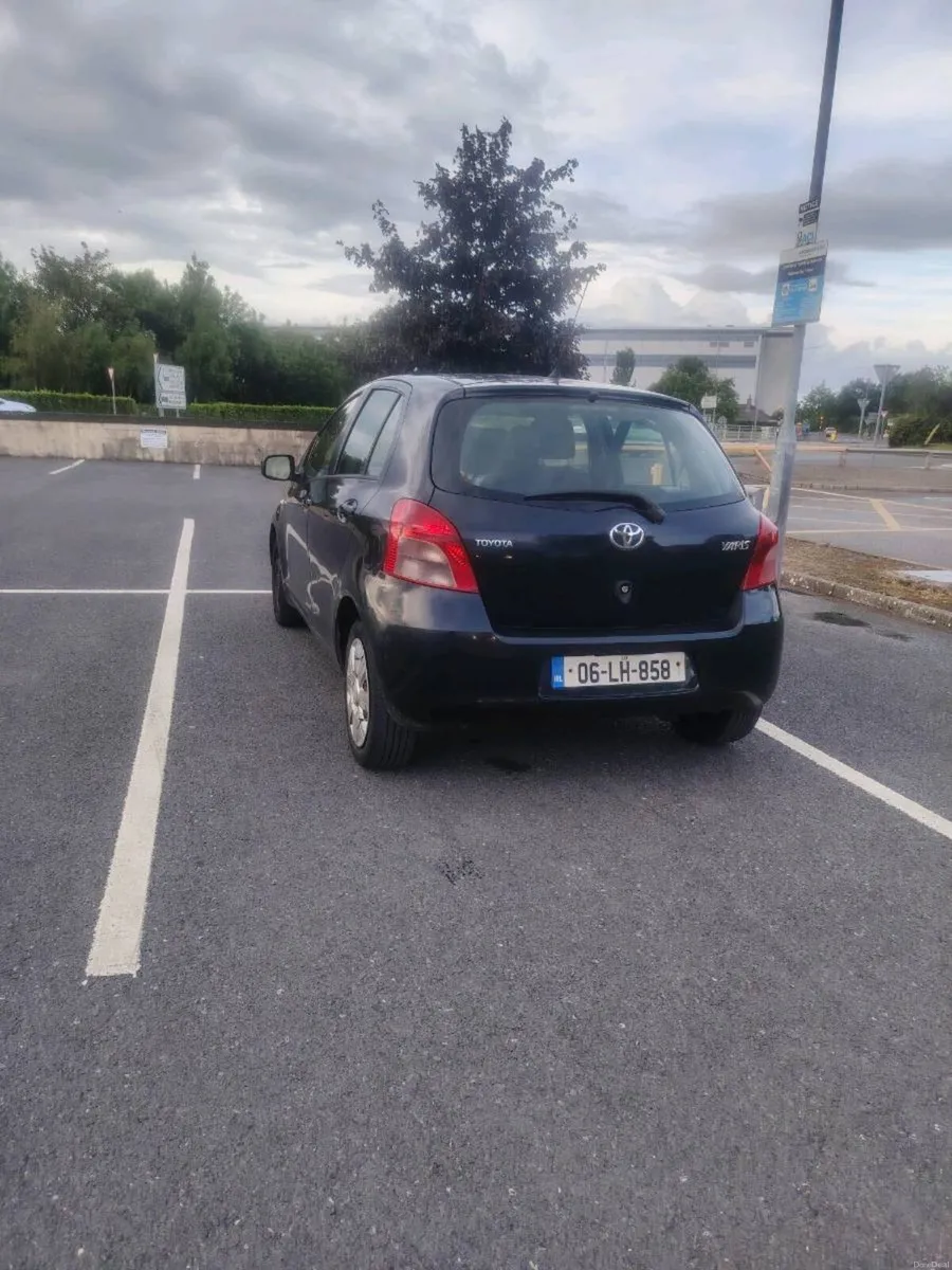 Yaris - Image 1