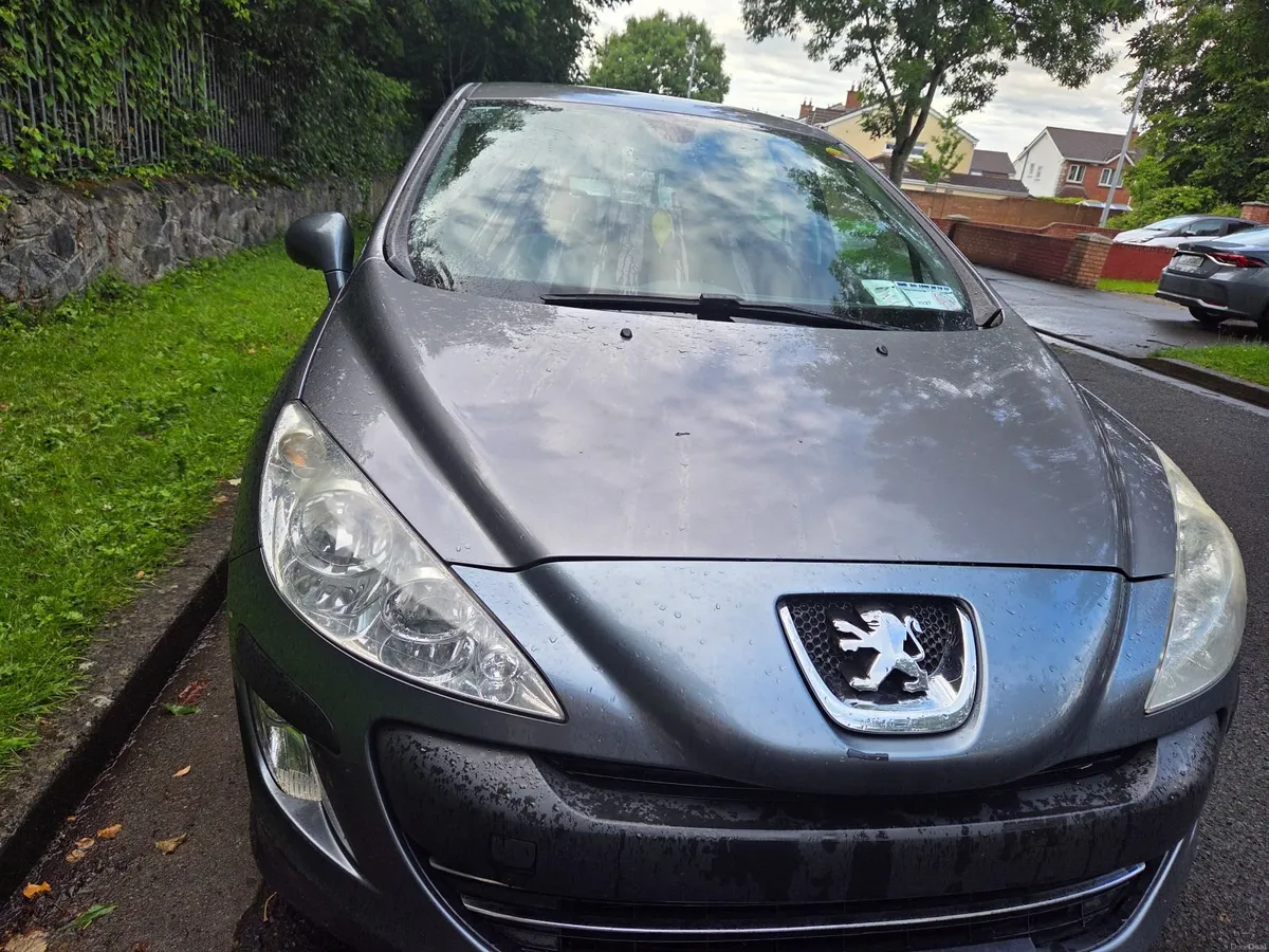 Peugeot 308 2010 - Image 1