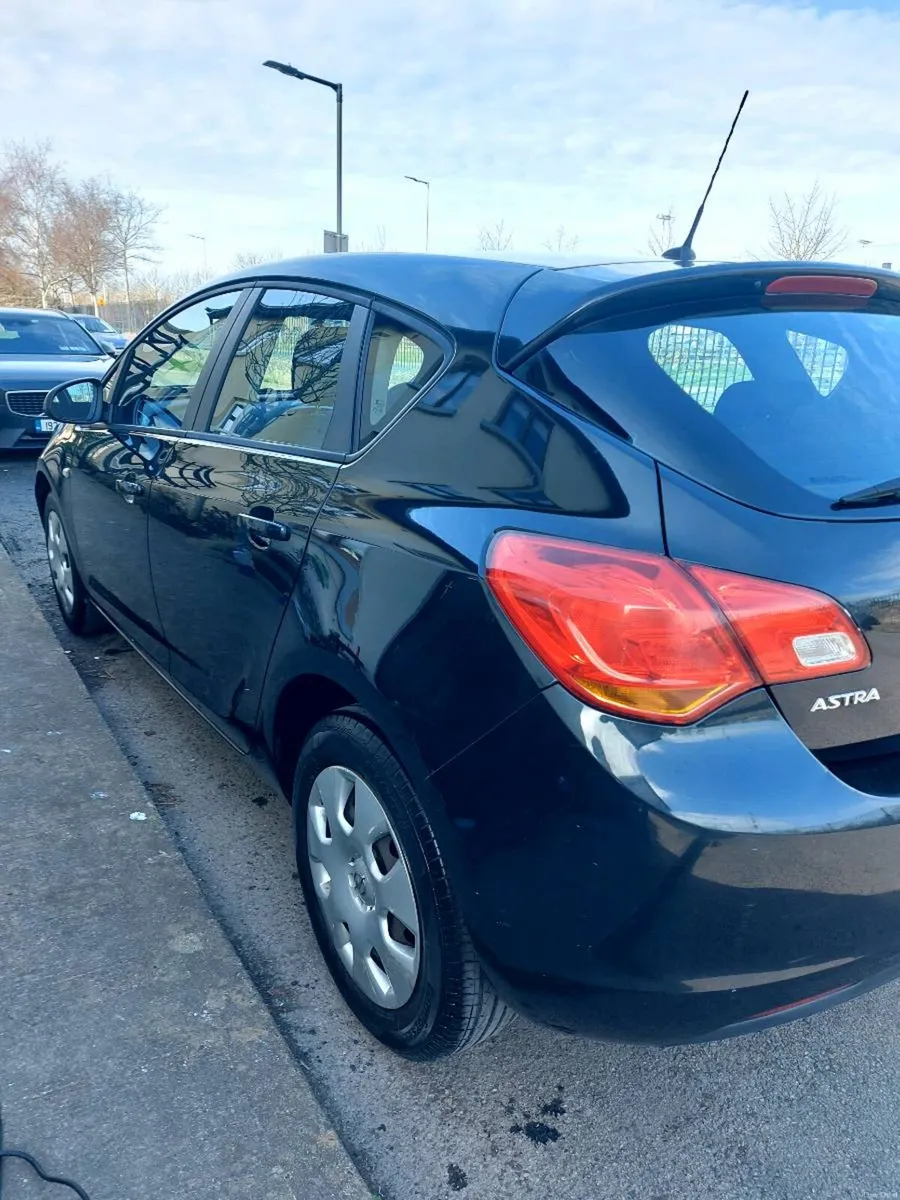 2012 Opel Astra - Image 5
