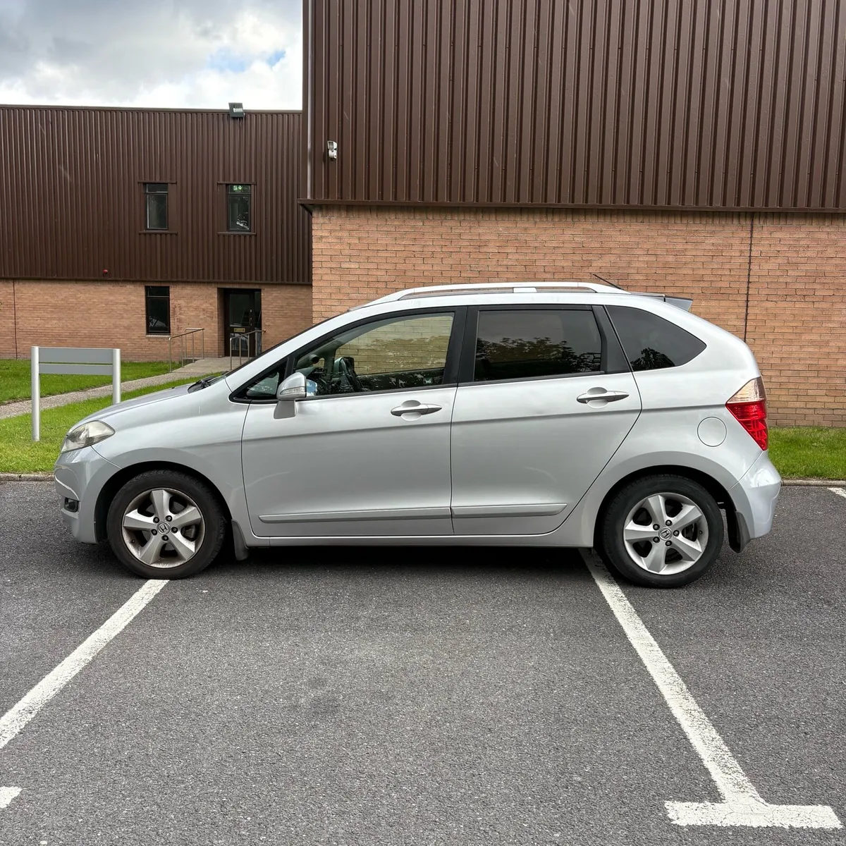 HONDA FR-V BRAND NEW NCT 21/01/27 AUTO 132,000 KMS - Image 4