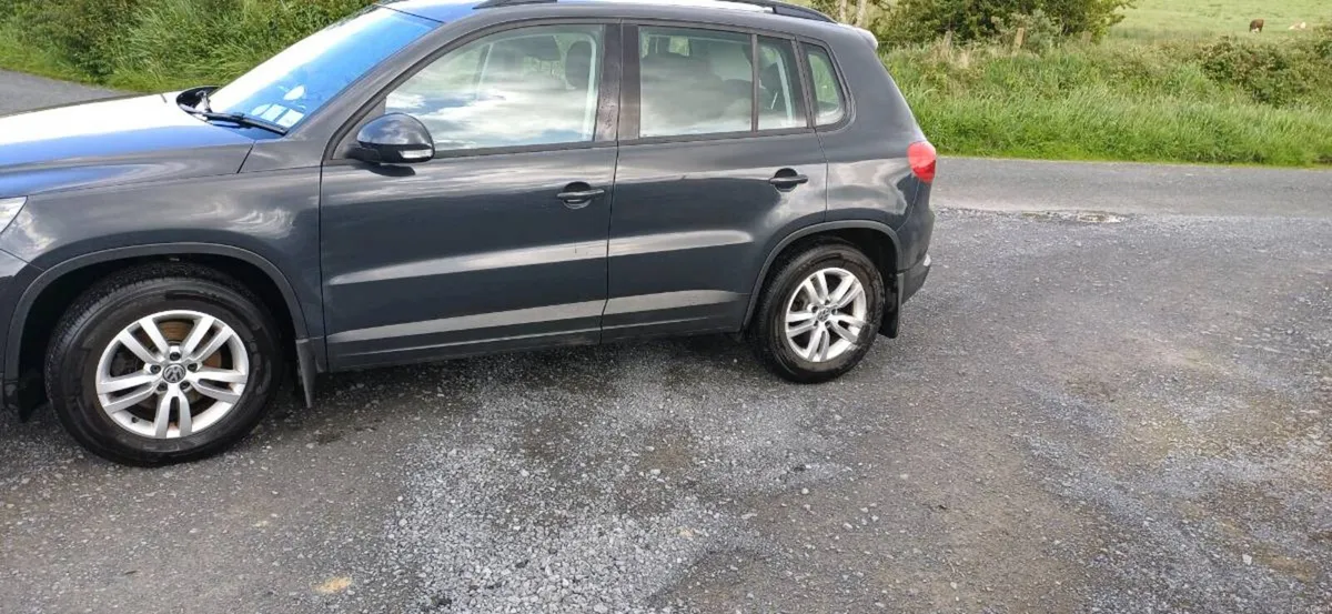 Car - Image 4