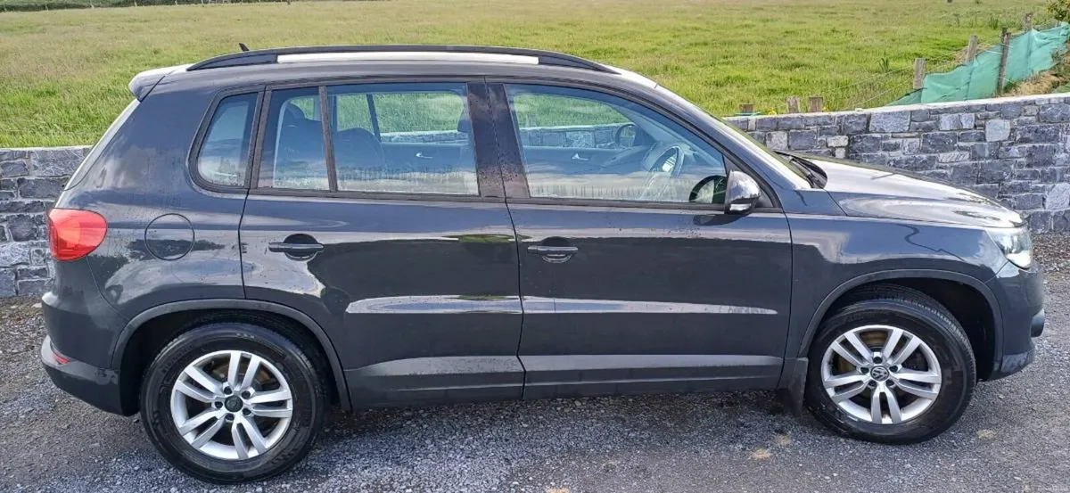 Car - Image 2