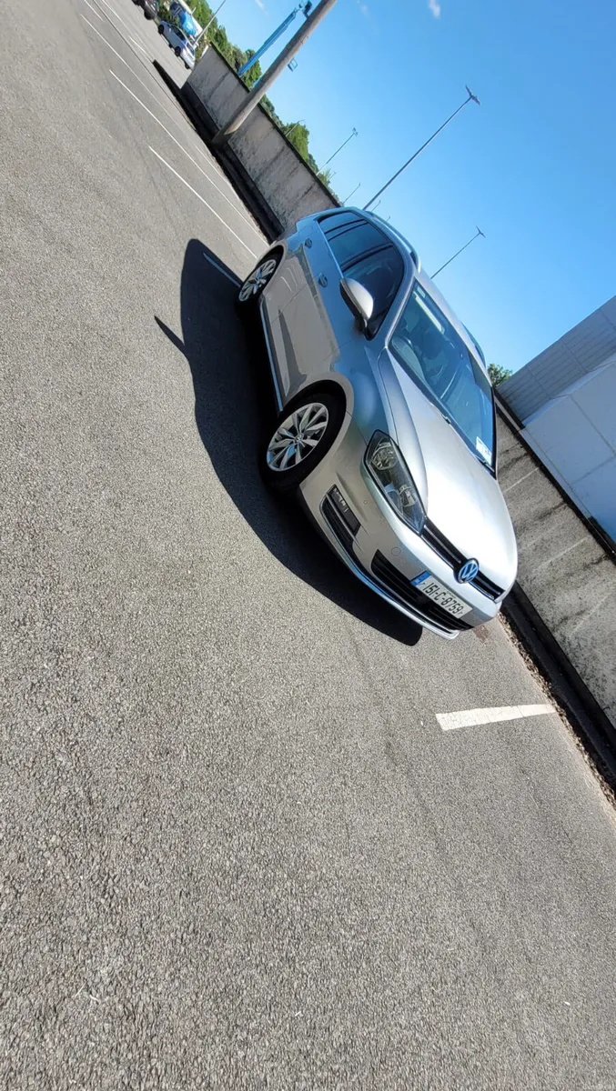 Volkswagen Golf Highline  AUTO 1.6 TDI, (81 kW), - Image 2