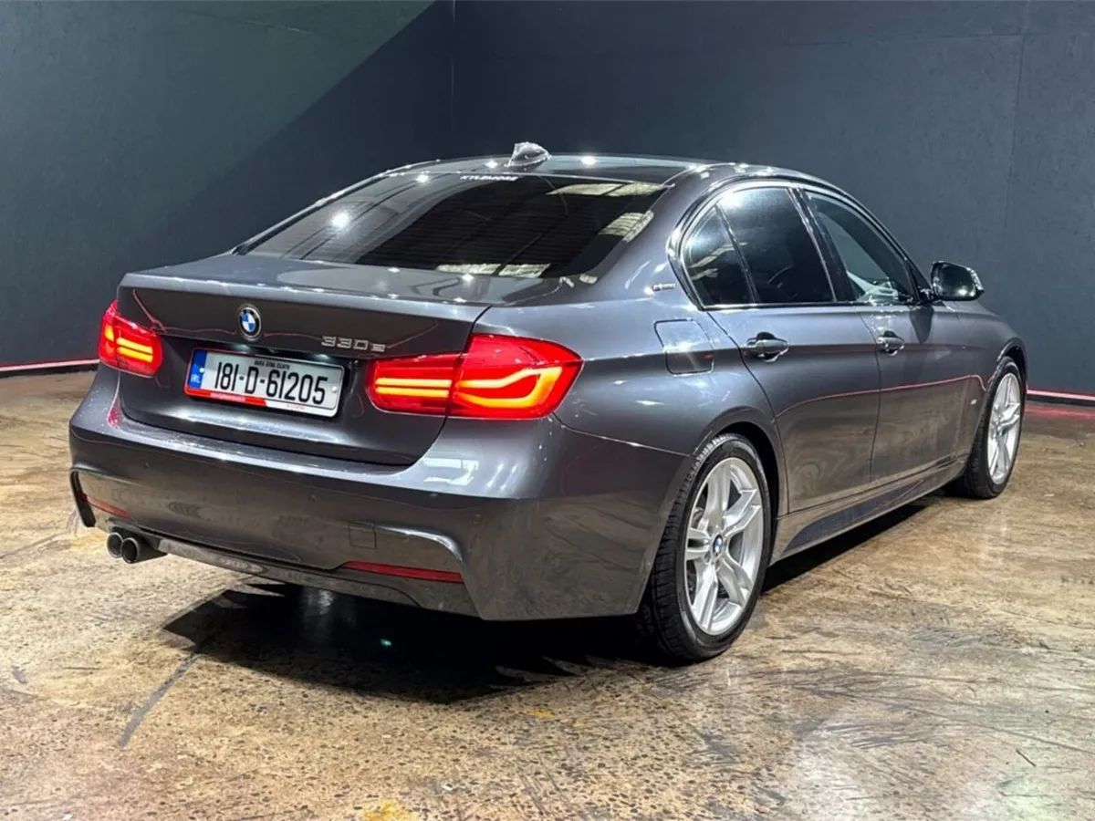 BMW 3-Series 330E HYBRID 2.0 AUTOMATIC M-SPORT - L - Image 4