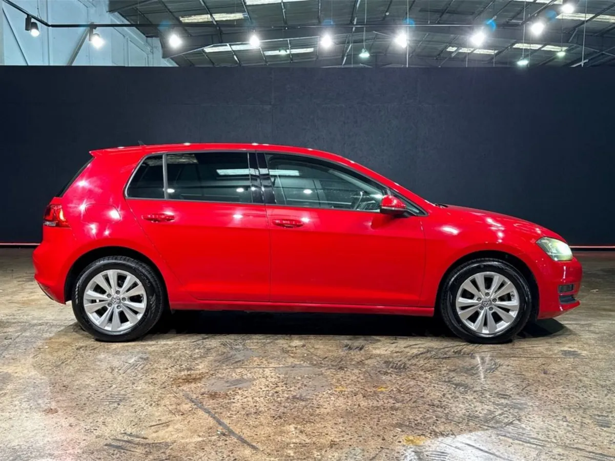 Volkswagen Golf 1.2 AUTOMATIC TSI COMFORT LINE - F - Image 3