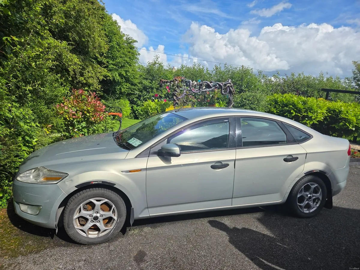 Ford Mondeo 2010 - Image 2