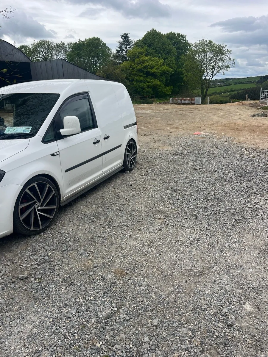 Caddy van - Image 4
