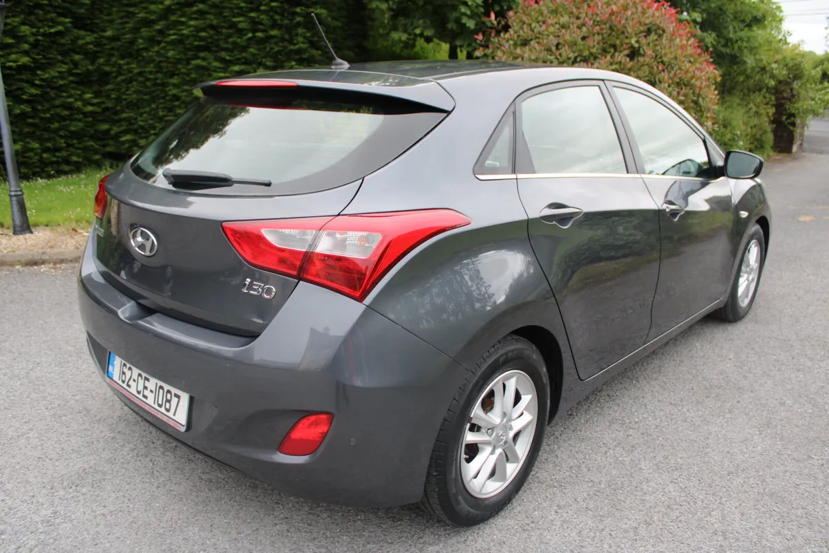 2016 (162)HYUNDAI i30 SE 1.6 CRDI 5dr. - Image 6