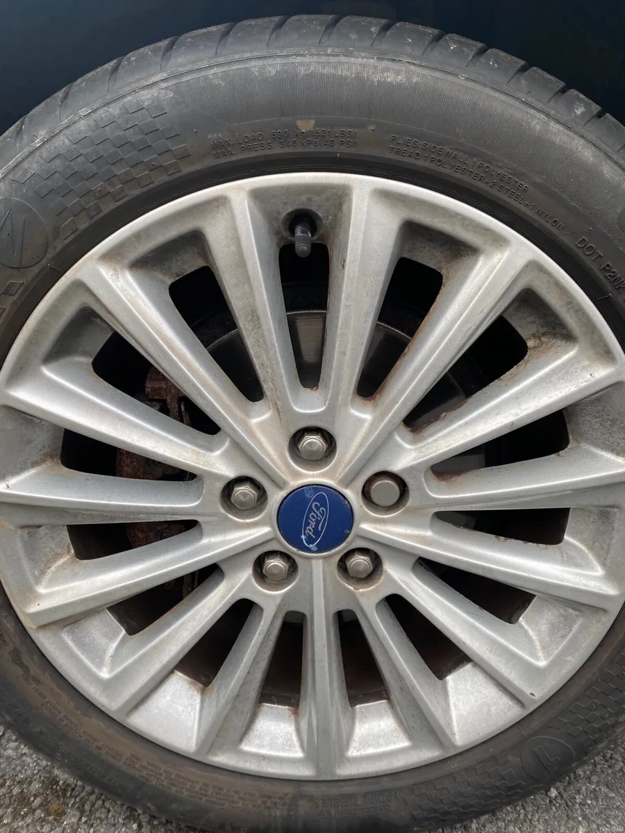 2017 Ford C-Max Titanium - Image 4