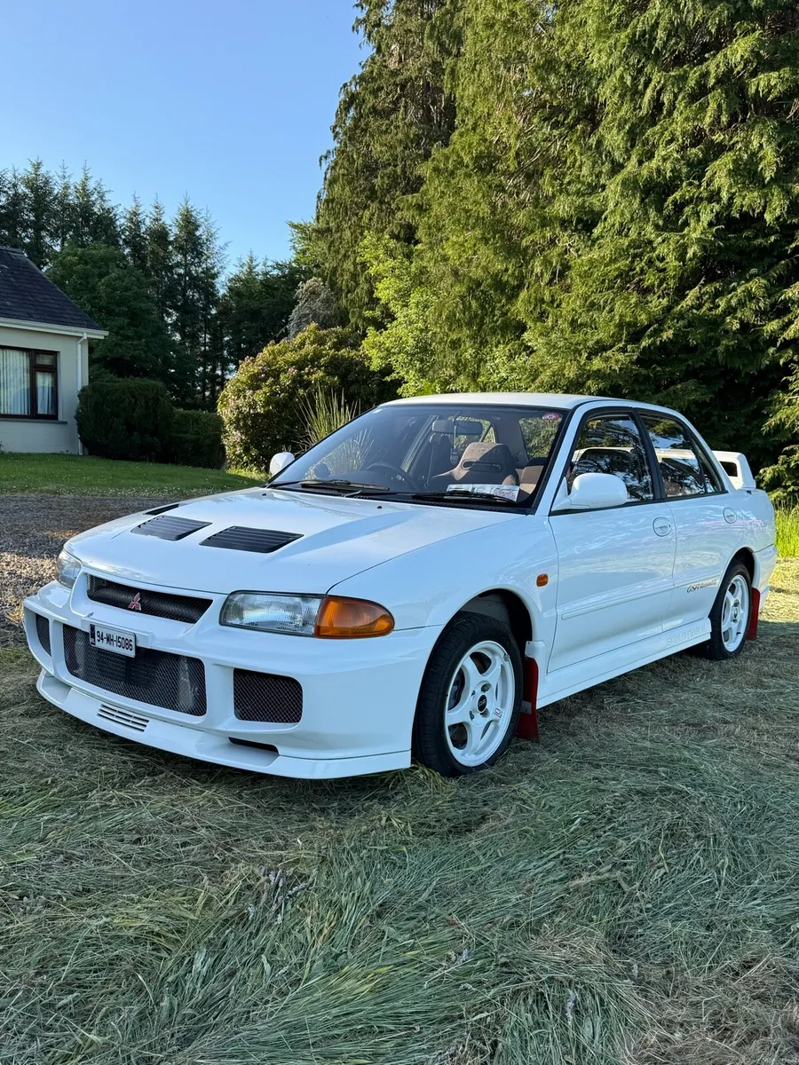 Mitsubishi Evo 2 - Image 5