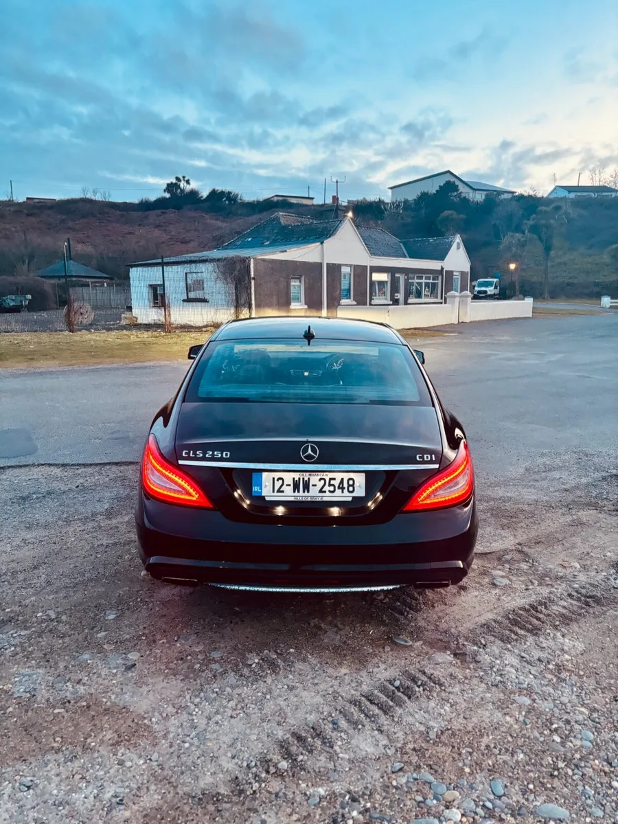 Mercedes-Benz CLS 2012 - Image 4