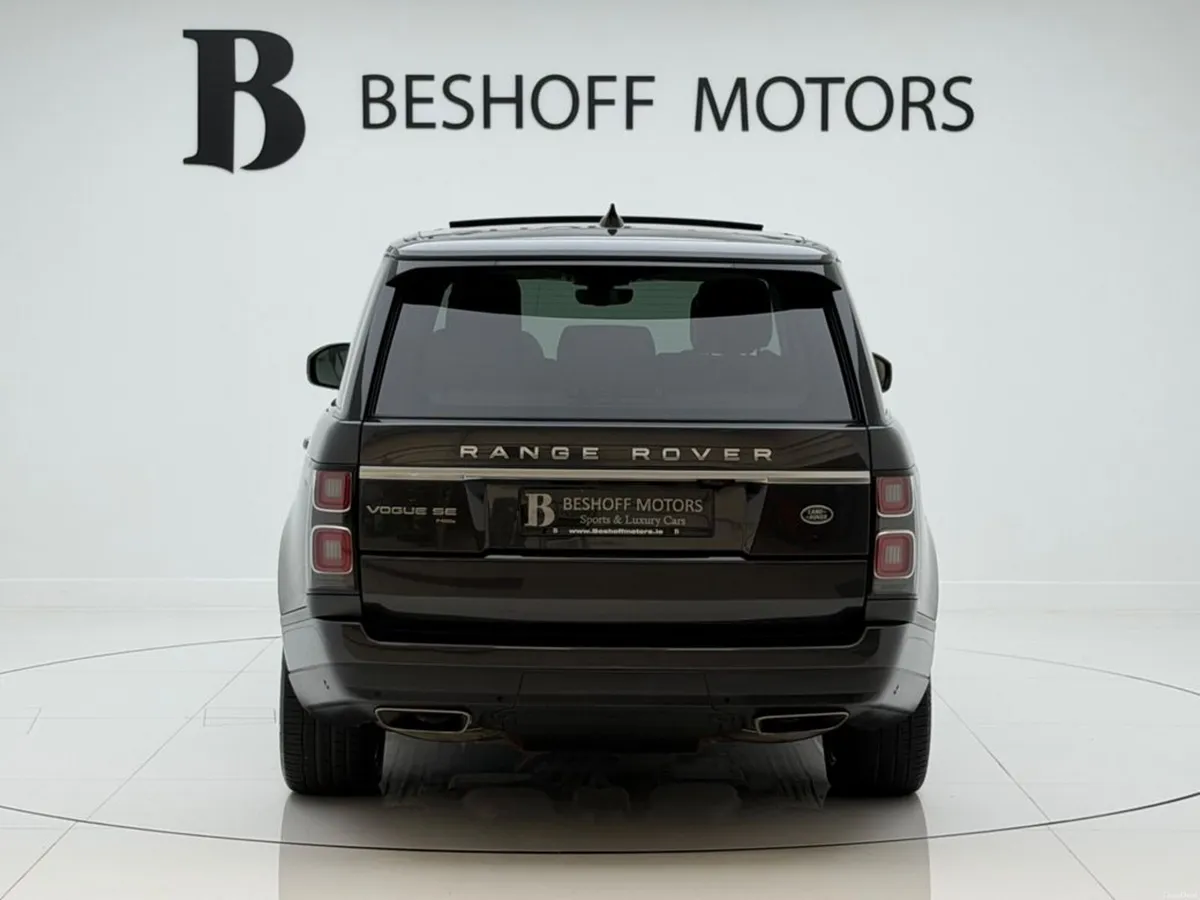 Land Rover Range Rover P400e VOGUE SE=IVORY INTERI - Image 4